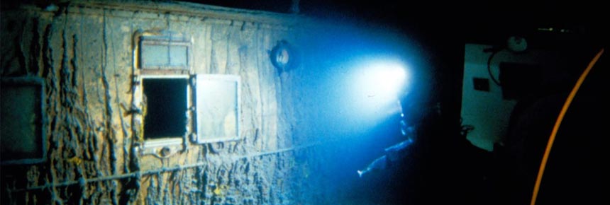 Woods Hole Oceanographic Institution releases rare video footage from the first submersible dives to RMS Titanic